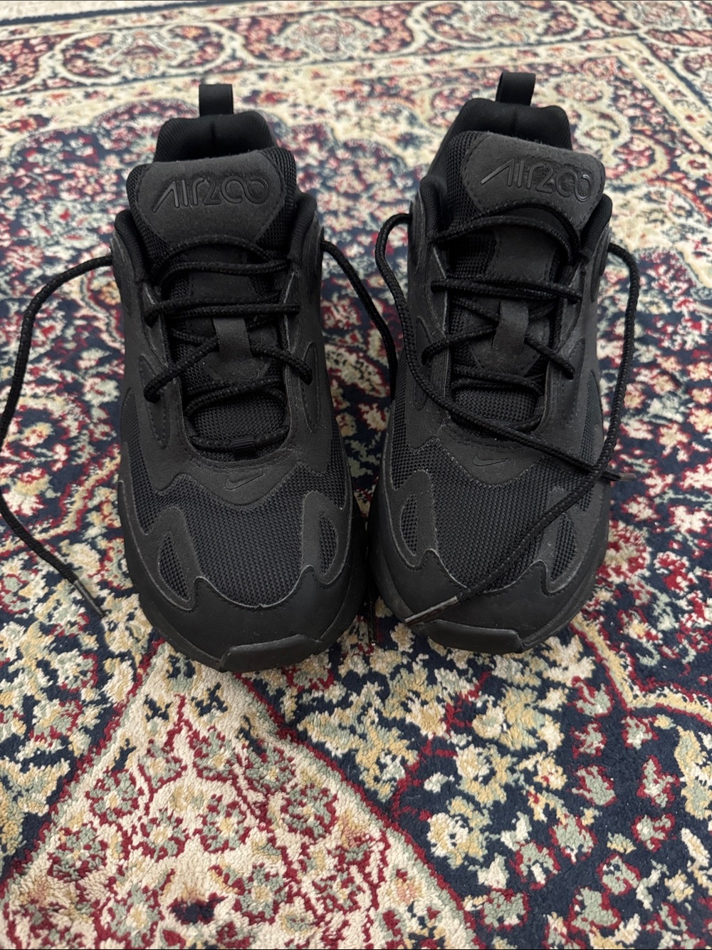 Women’s All-Black Nike Air Max 200